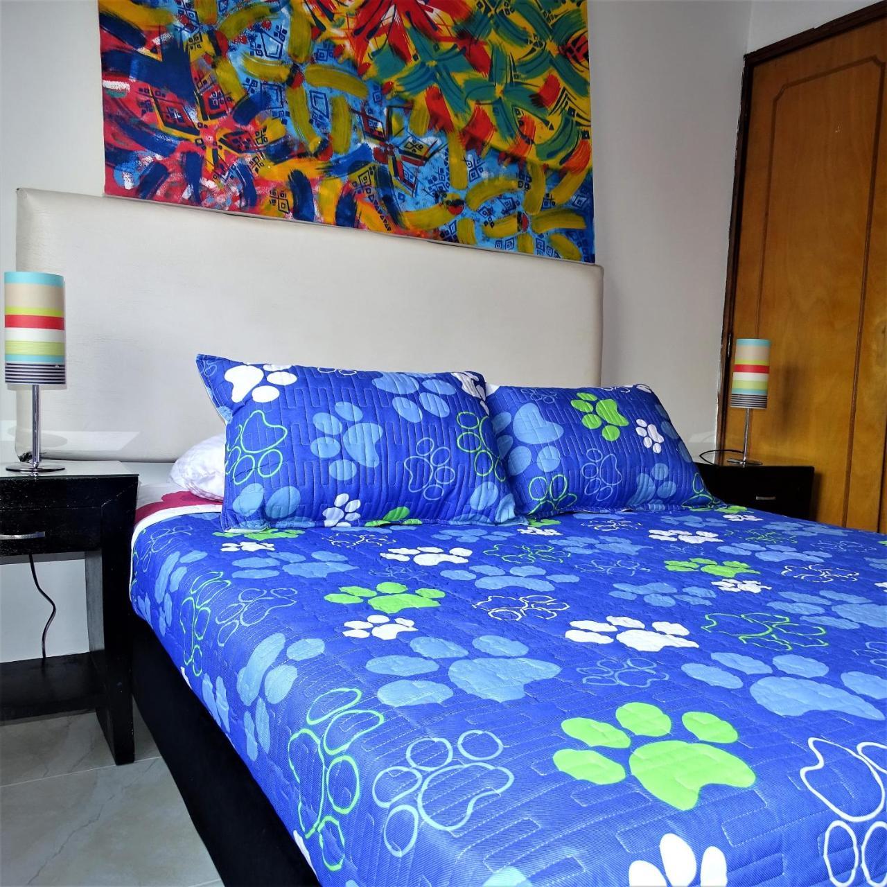 Violeta Park Hostel Bogota Exterior photo