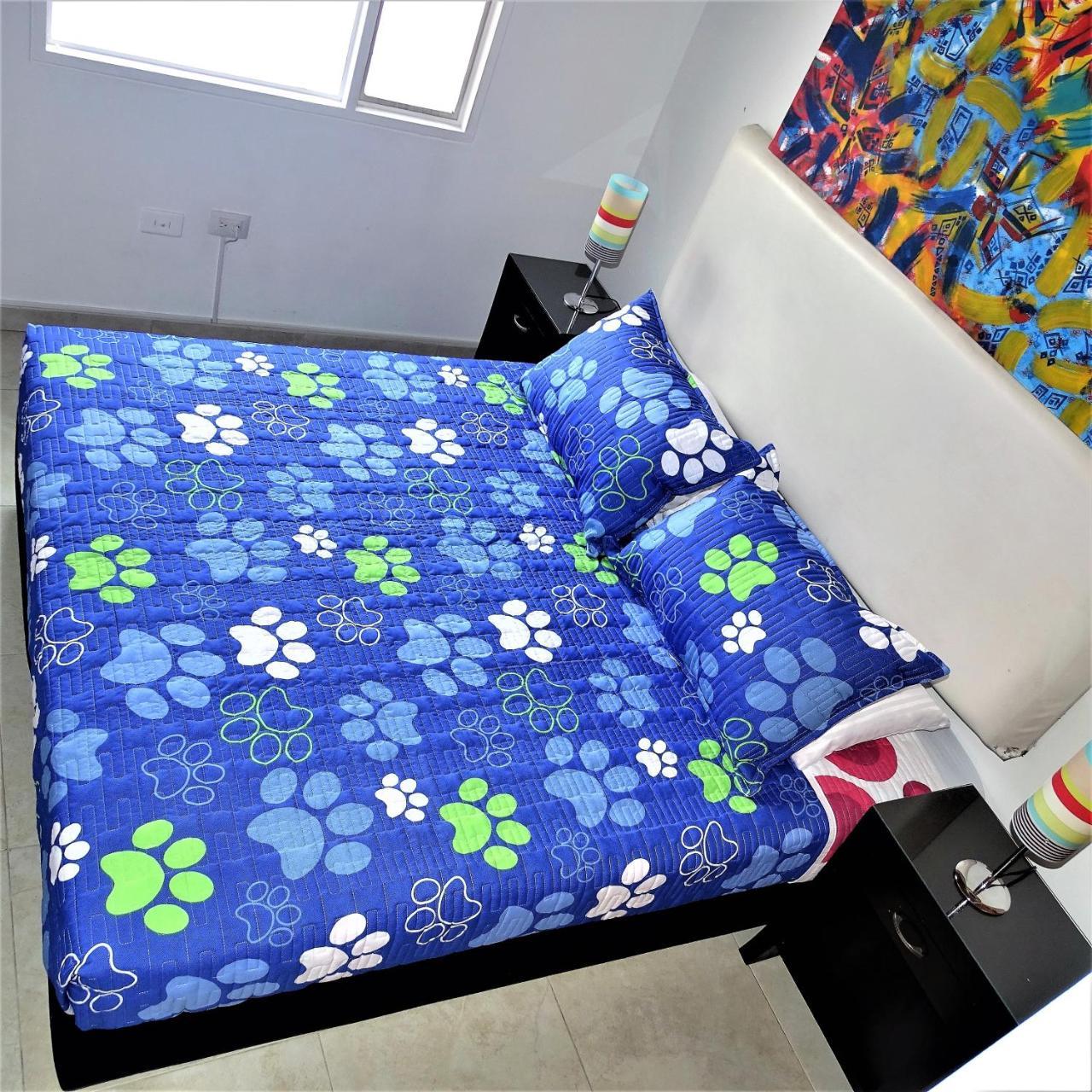 Violeta Park Hostel Bogota Exterior photo