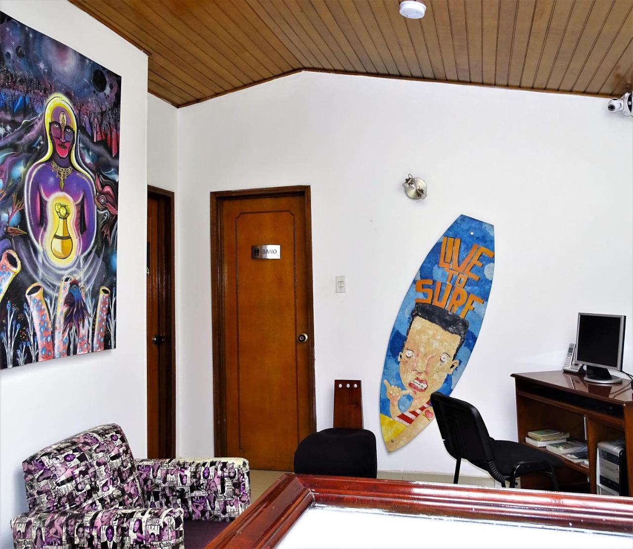 Violeta Park Hostel Bogota Exterior photo